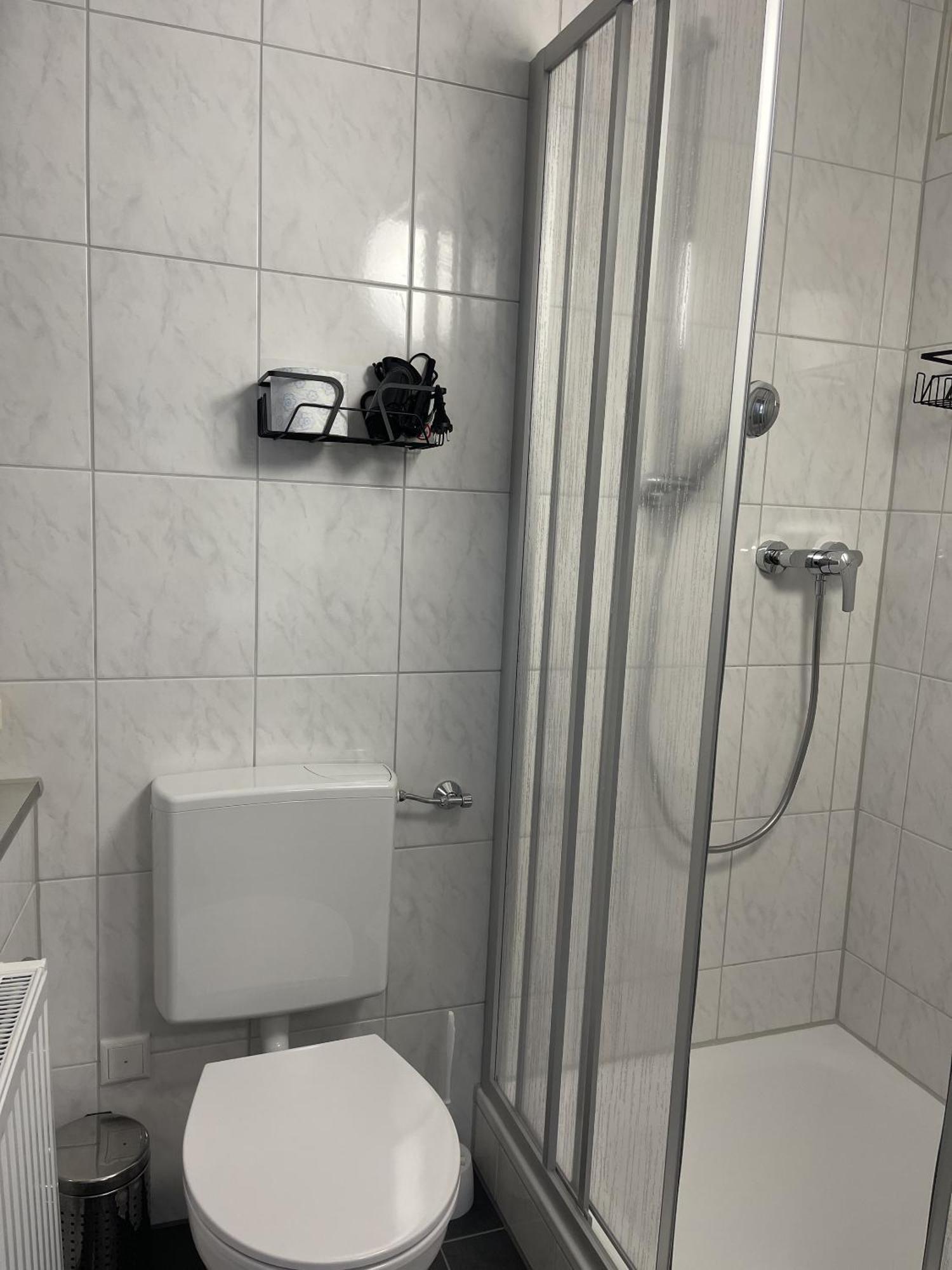 Hotel Koenig Humbert Erlangen Pokoj fotografie
